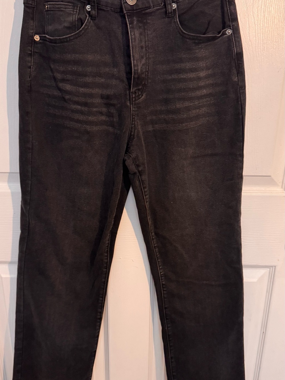 Fashion Nova Black Straight Leg Jeans